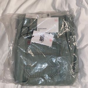 COMPLETELY NEW!!! BDG UO high rise carpenter jeans!